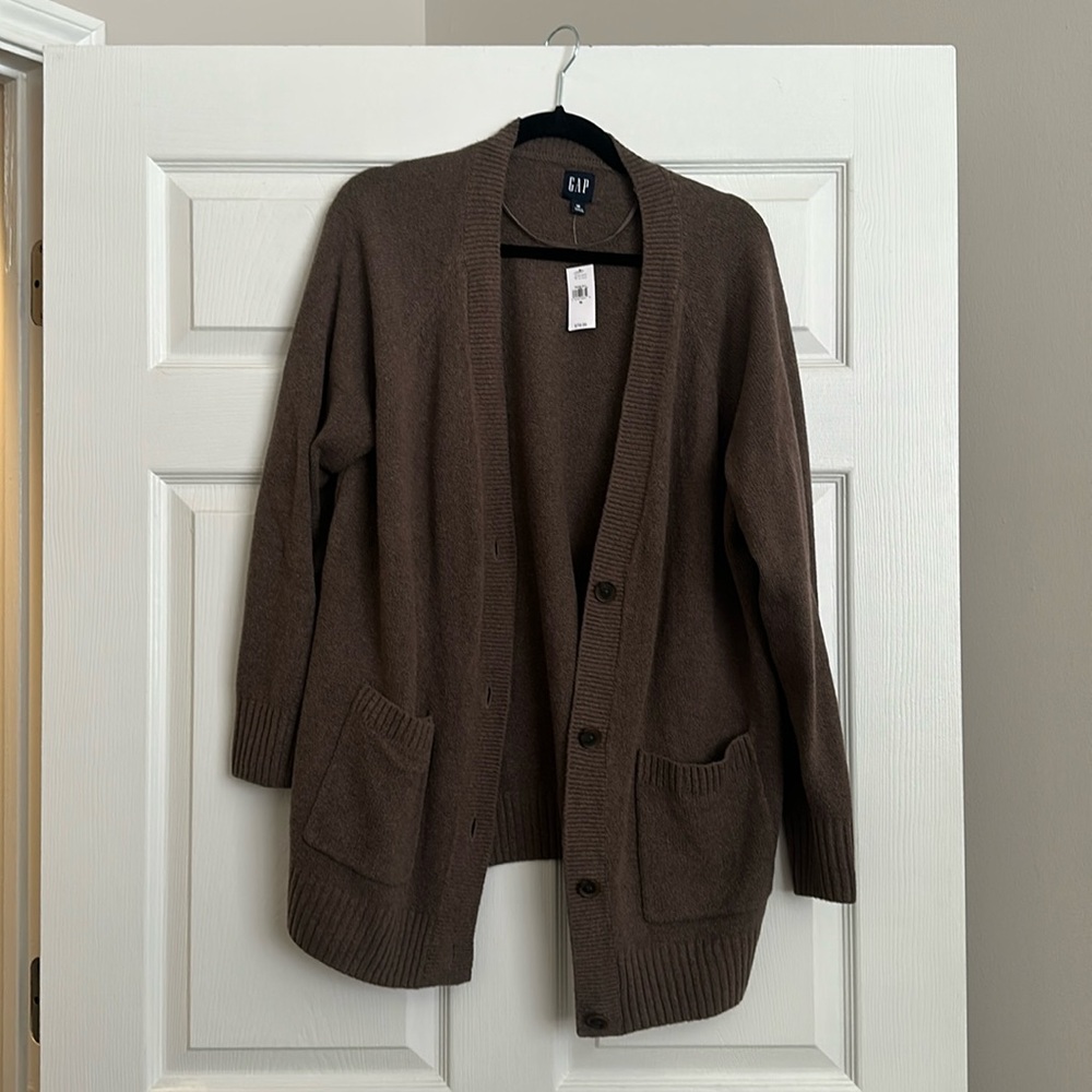 Gap taupe cardigan NWT
